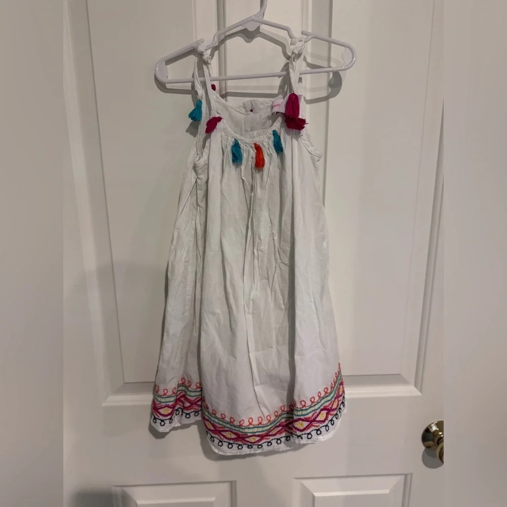 Tommy Bahama adorable white